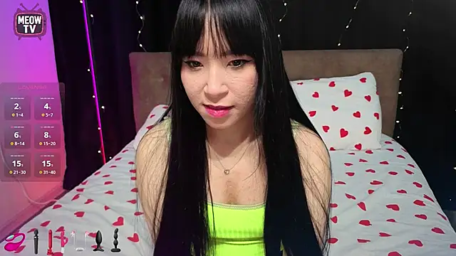 Snapshot of miyakimi0101 chatting on 03/31/26, 12:45 miyakimi0101 online show from 03/31/26, 12:45