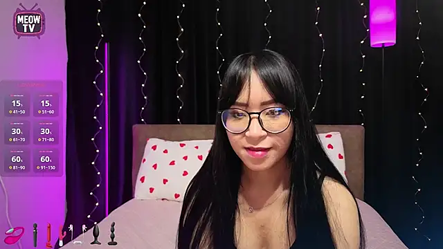 Snapshot of miyakimi0101 chatting on 04/11/26, 12:37 miyakimi0101 online show from 04/11/26, 12:37