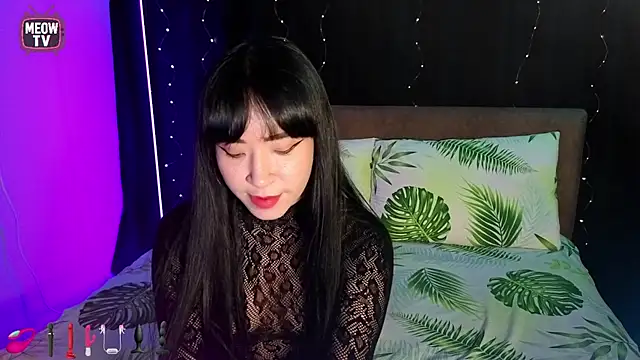 Snapshot of miyakimi0101 chatting on 07/21/26, 12:35 miyakimi0101 online show from 07/21/26, 12:35