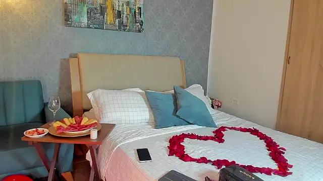 Lucia Brown  online show from 02/14/26, 03:53