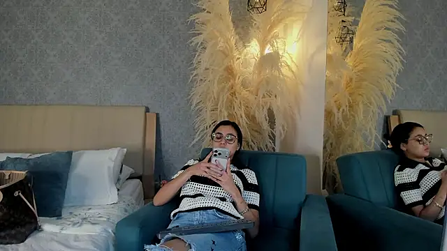 Snapshot of Lucia_Brown_ chatting on 03/11/26, 03:40 Lucia Brown online show from 03/11/26, 03:40