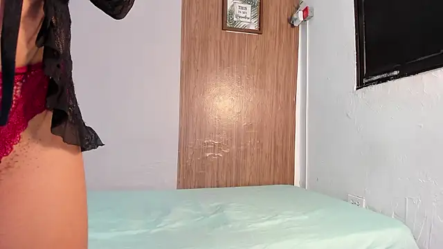 couple hotfox online show from 03/17/26, 12:48