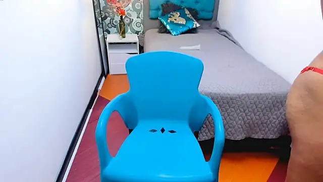 Snapshot of Natasha_rose__ chatting on 03/07/25, 05:38 Natasha rose online show from 03/07/25, 05:38