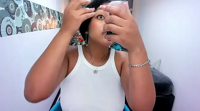 Snapshot of Natasha_rose__ chatting on 03/08/25, 11:27 Natasha rose online show from 03/08/25, 11:27