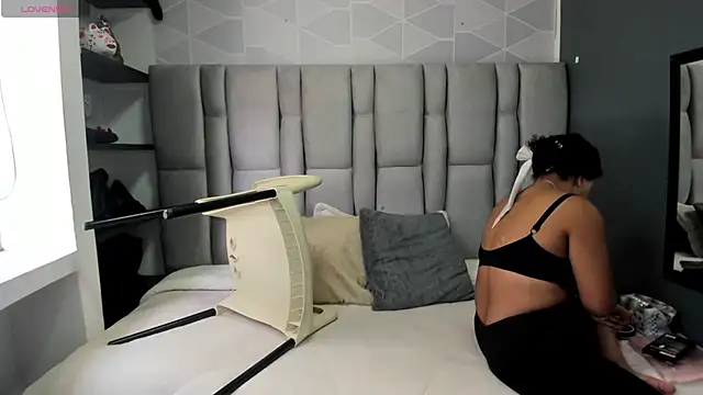 Snapshot of Natasha_rose__ chatting on 09/16/25, 07:04 Natasha rose online show from 09/16/25, 07:04