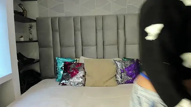 Snapshot of Natasha_rose__ chatting on 10/22/25, 07:02 Natasha rose online show from 10/22/25, 07:02