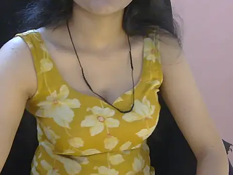 Cute Pihu01 online show from 04/17/26, 10:02