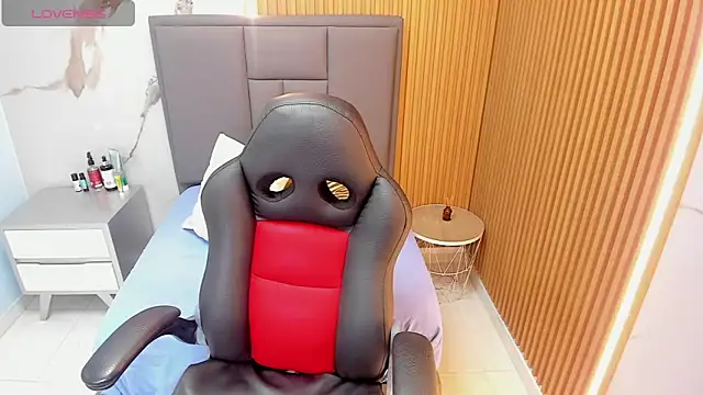 MEGANZARICK online show from 09/15/25, 12:16