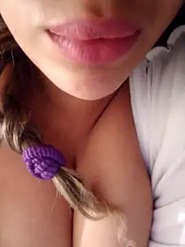 Sexlove1xo online show from 03/06/25, 02:30