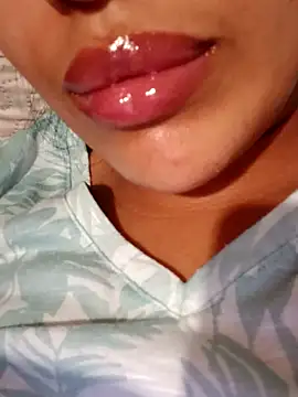 Sexlove1xo online show from 10/15/25, 03:34