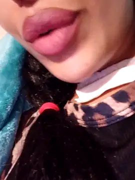 Snapshot of Sexlove1xo chatting on 11/20/25, 01:28 Sexlove1xo online show from 11/20/25, 01:28