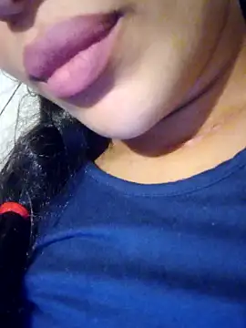 Sexlove1xo online show from 12/17/25, 02:56