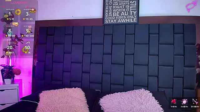 Lexi Howard  online show from 09/11/25, 05:51