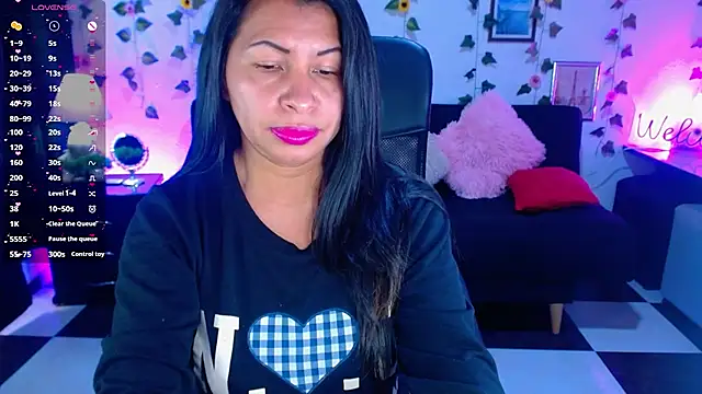 Snapshot of AbbyPrincessAGT chatting on 09/18/25, 10:01 AbbyPrincessAGT online show from 09/18/25, 10:01