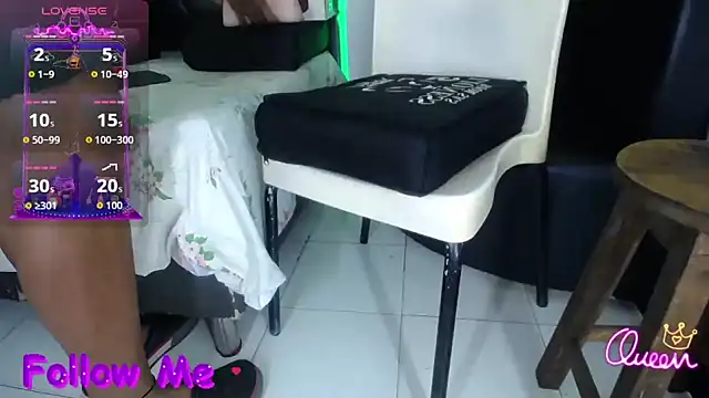 Snapshot of miha_sex91 chatting on 04/18/26, 11:47 miha sex91 online show from 04/18/26, 11:47