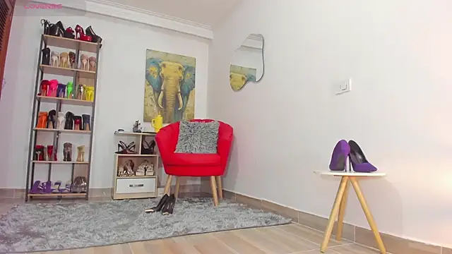 Camillevegas online show from 11/11/25, 10:54