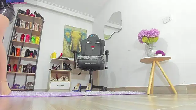 Camillevegas online show from 12/17/25, 01:22