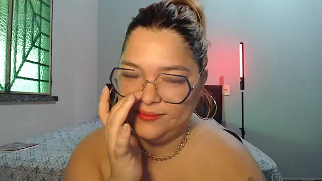 Snapshot of GoddessChaar chatting on 03/03/26, 11:38 GoddessChaar online show from 03/03/26, 11:38