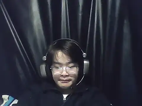 Snapshot of Anson0722 chatting on 03/17/25, 03:50 Anson0722 online show from 03/17/25, 03:50