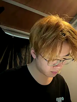 Snapshot of Anson0722 chatting on 09/21/25, 03:30 Anson0722 online show from 09/21/25, 03:30