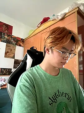 Snapshot of Anson0722 chatting on 10/02/25, 09:27 Anson0722 online show from 10/02/25, 09:27