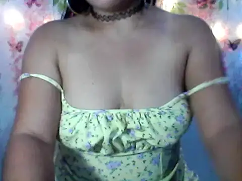 Snapshot of shashel5 chatting on 02/24/25, 06:49 shashel5 online show from 02/24/25, 06:49