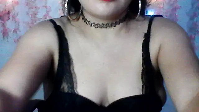 Snapshot of shashel5 chatting on 11/03/25, 06:36 shashel5 online show from 11/03/25, 06:36