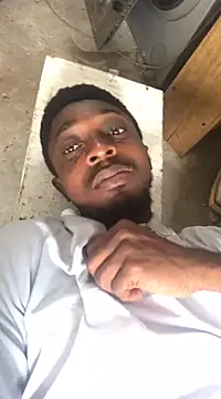 Snapshot of justyou2025 chatting on 02/20/25, 09:33 justyou2025 online show from 02/20/25, 09:33