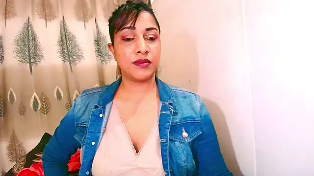 Indian Erotic69 online show from 07/02/26, 05:46