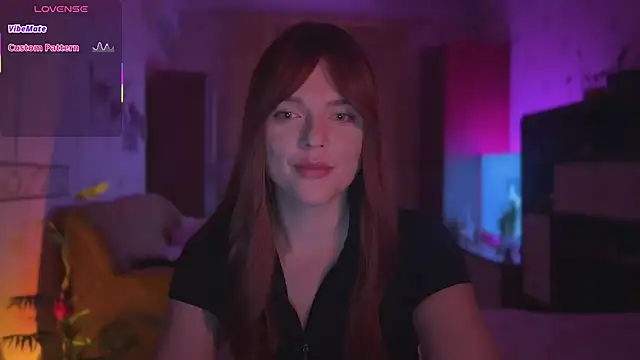 Snapshot of CherryRed_Girl chatting on 03/28/26, 11:15 CherryRed Girl online show from 03/28/26, 11:15