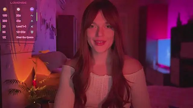 Snapshot of CherryRed_Girl chatting on 04/10/26, 09:52 CherryRed Girl online show from 04/10/26, 09:52