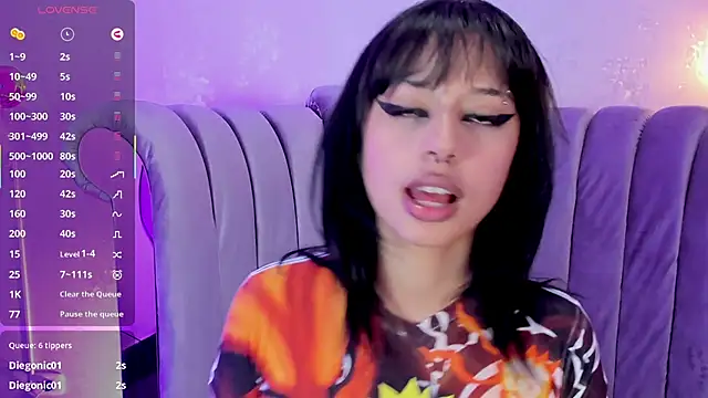 Snapshot of Seren_Bleck chatting on 03/04/25, 09:29 Seren Bleck online show from 03/04/25, 09:29