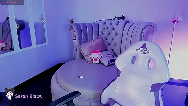 Snapshot of Seren_Bleck chatting on 03/19/25, 06:24 Seren Bleck online show from 03/19/25, 06:24