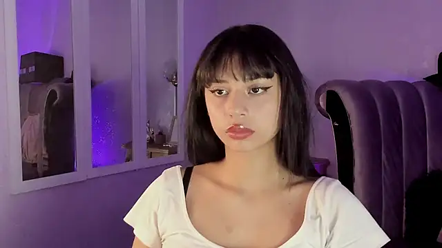 Snapshot of Seren_Bleck chatting on 09/25/25, 02:15 Seren Bleck online show from 09/25/25, 02:15