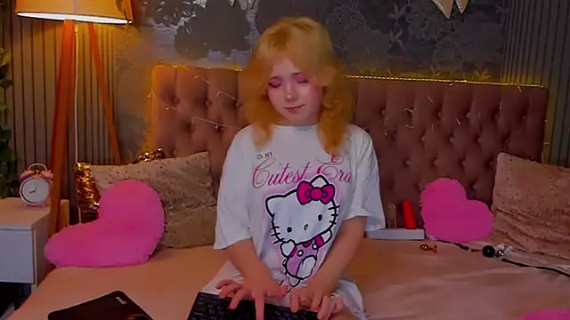 Snapshot of EmilyAngells chatting on 01/07/26, 07:11 EmilyAngells online show from 01/07/26, 07:11