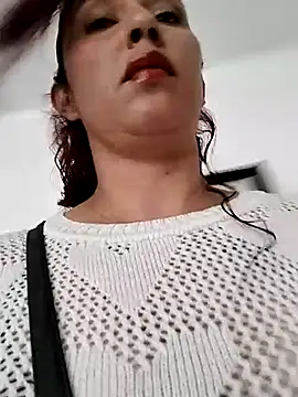 Megan-01- online show from 03/20/25, 03:36