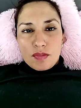 Megan-01- online show from 03/21/25, 06:51