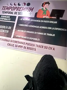 Megan-01- online show from 09/18/25, 12:07