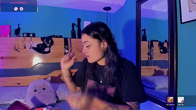 ChloeAllennn online show from 03/14/26, 12:06