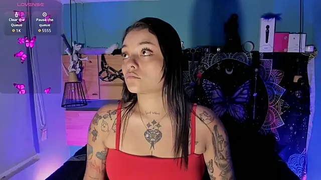 Snapshot of ChloeAllennn chatting on 05/24/26, 04:23 ChloeAllennn online show from 05/24/26, 04:23