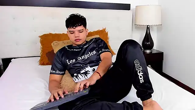Axel Forte online show from 05/14/26, 01:40