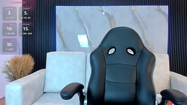 Ivaannaa  online show from 11/06/25, 02:51