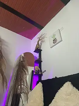 MarianaZapataa online show from 03/03/25, 03:20