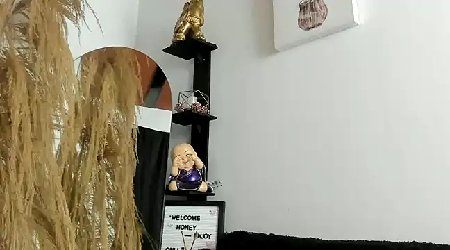 MarianaZapataa online show from 03/11/25, 10:53