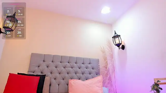 Maite Smith  online show from 03/26/26, 02:00