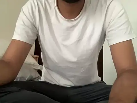 Snapshot of playboyx007 chatting on 04/08/26, 01:16 playboyx007 online show from 04/08/26, 01:16