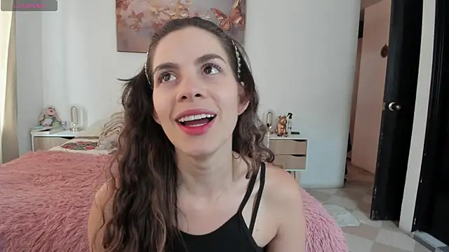 Snapshot of jessyegoldenn chatting on 03/13/25, 09:26 jessyegoldenn online show from 03/13/25, 09:26