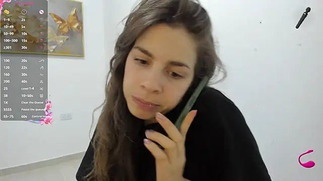 Snapshot of jessyegoldenn chatting on 09/12/25, 12:11 jessyegoldenn online show from 09/12/25, 12:11