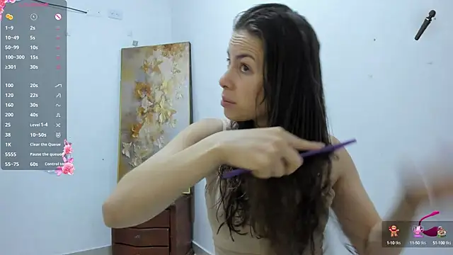 Snapshot of jessyegoldenn chatting on 09/20/25, 03:02 jessyegoldenn online show from 09/20/25, 03:02