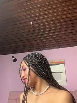 Snapshot of MichelleDiaz_Pink chatting on 02/28/25, 10:41 MichelleDiaz Pink online show from 02/28/25, 10:41